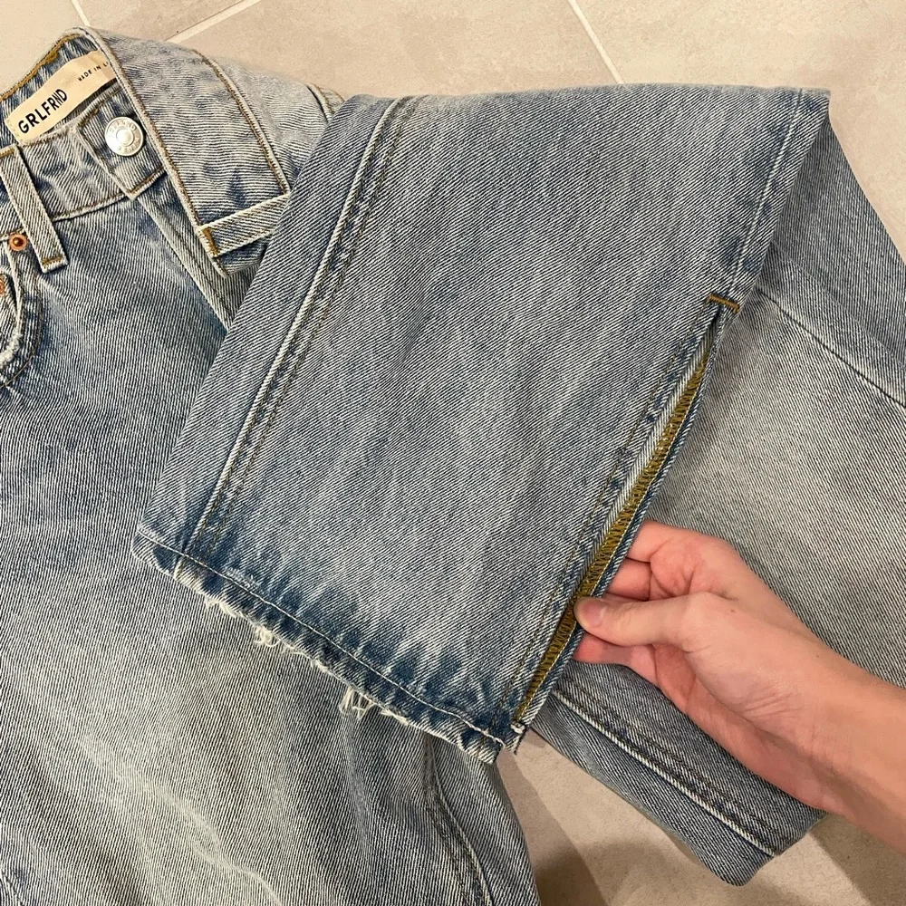 Harlow High Rise Boot Slit Jeans in Hudson Yards GRLFRND - Picture 5 of 7